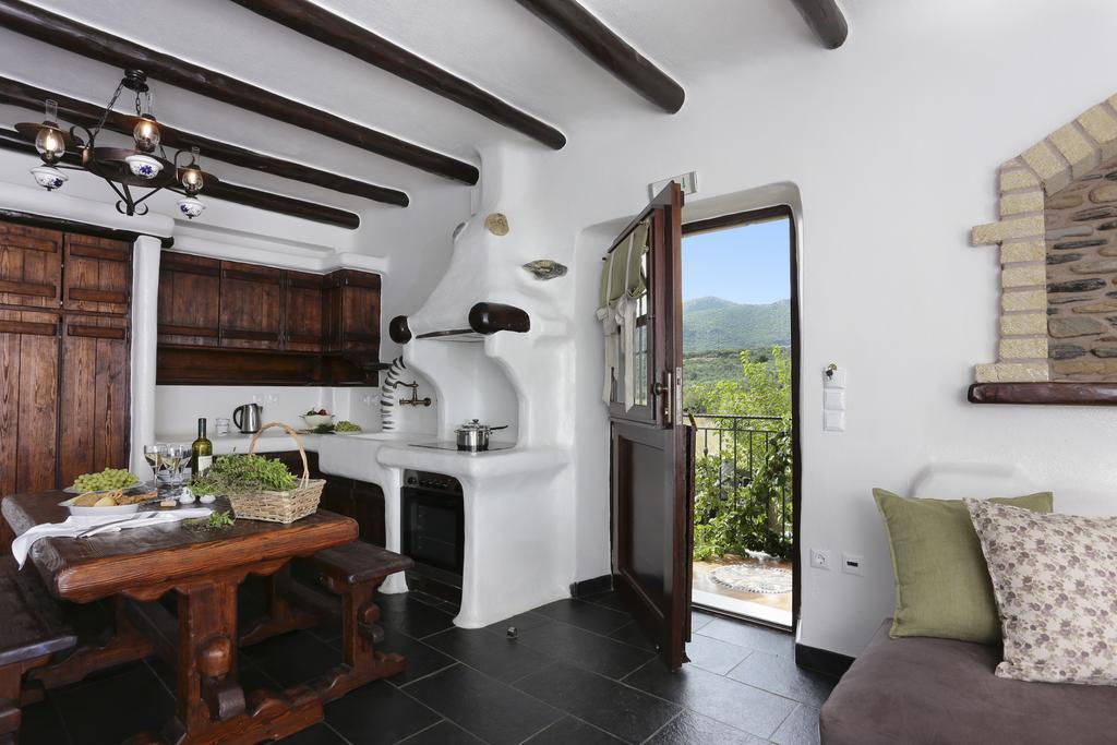 Astrolithos Boutique Hotel Monemvasia Phòng bức ảnh